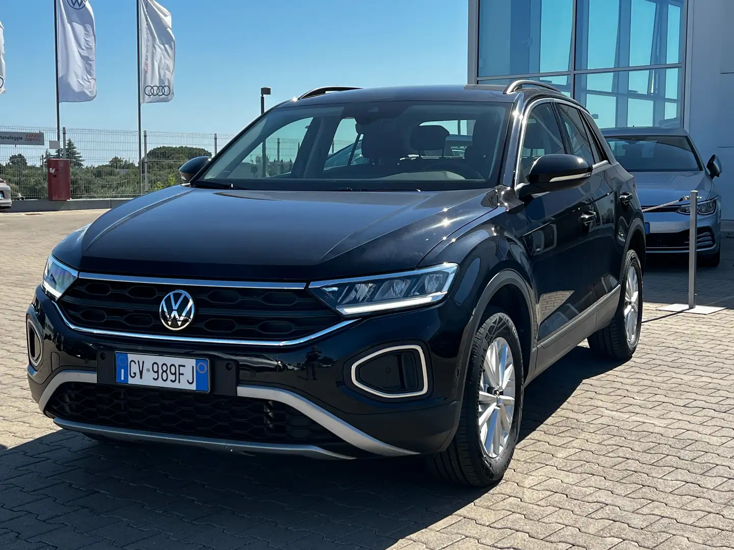 Volkswagen T-Roc T-Roc 2022 2.0 tdi Life 150cv dsg Nero - 1