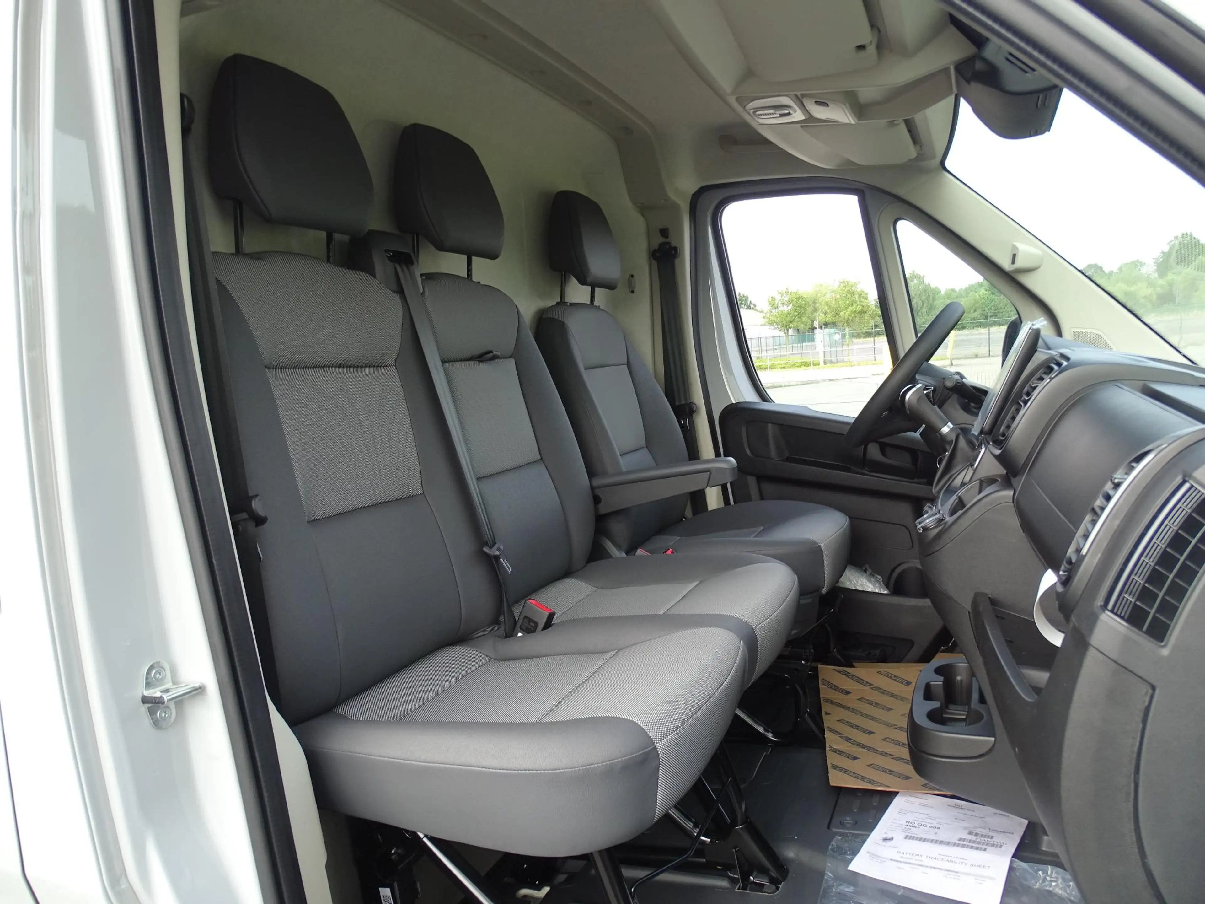 Fiat Ducato 2.2 BlueHDI 180 Maxi L3-H2 35 AT8 — photo 10