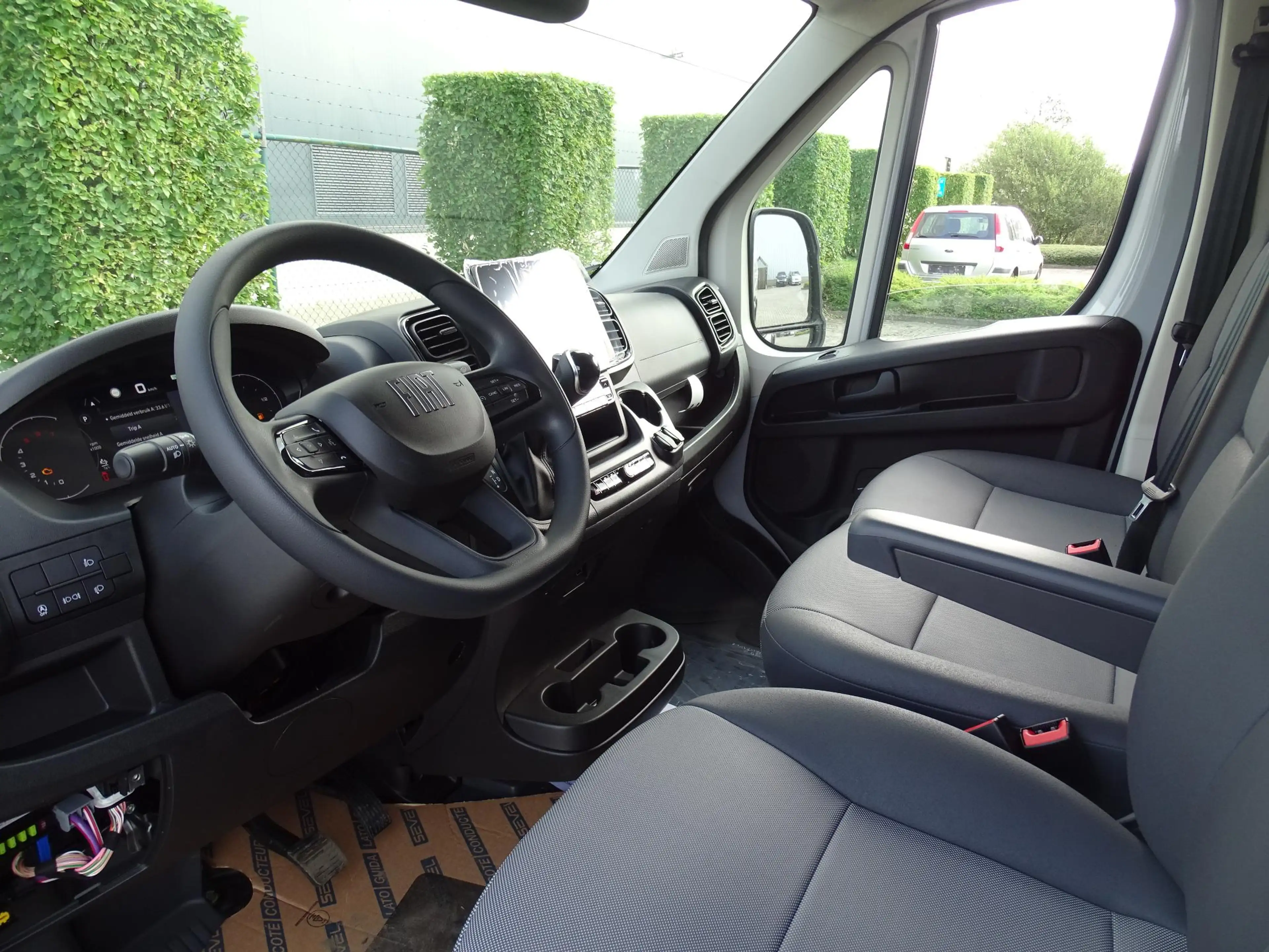 Fiat Ducato 2.2 BlueHDI 180 Maxi L3-H2 35 AT8 — photo 8