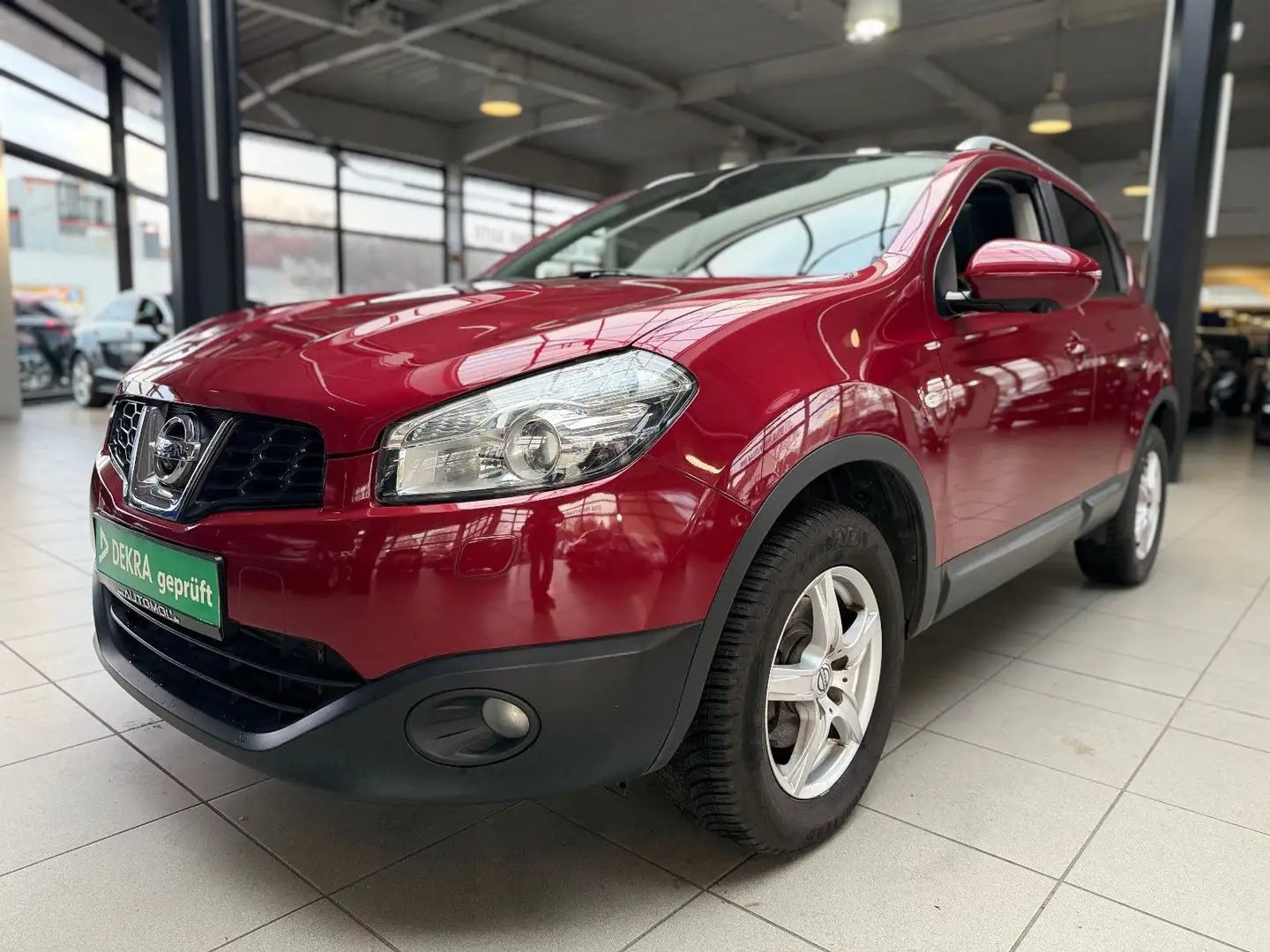 Nissan Qashqai *360 Kamera*Tekna*Panorama*Leder*AHK* Rood - 1