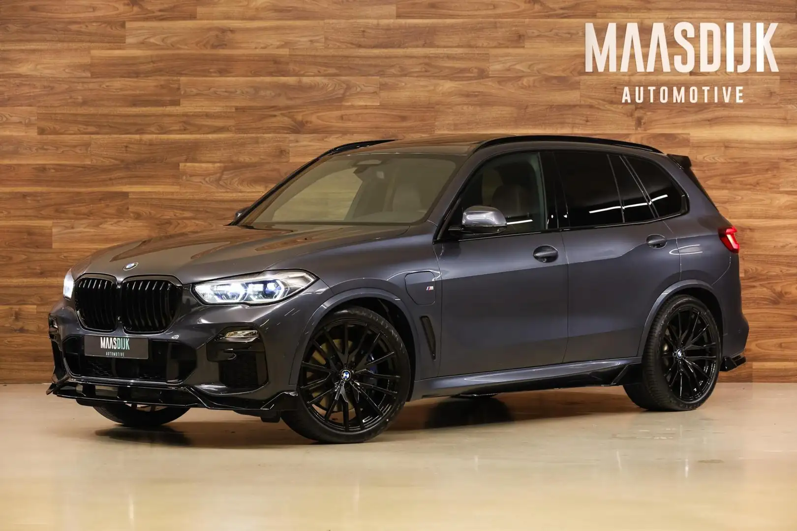BMW X5 xDrive45e M-Sport|Massage|Pano|Aero|Laser|HUD|H&K Grijs - 1