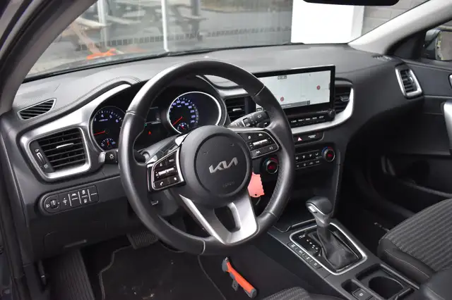 Kia Ceed view 10