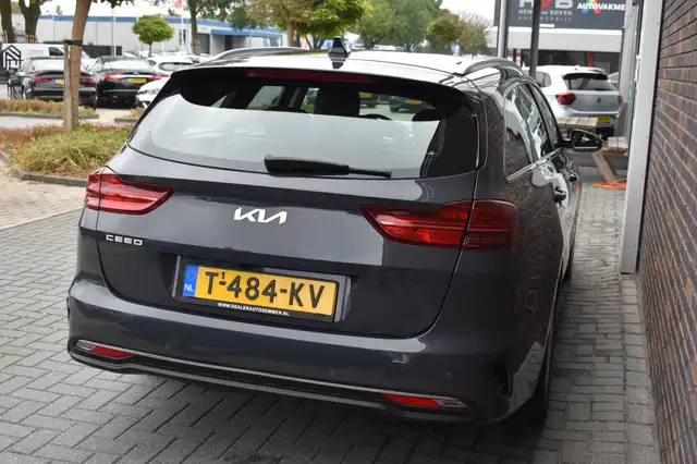 Kia Ceed view 9