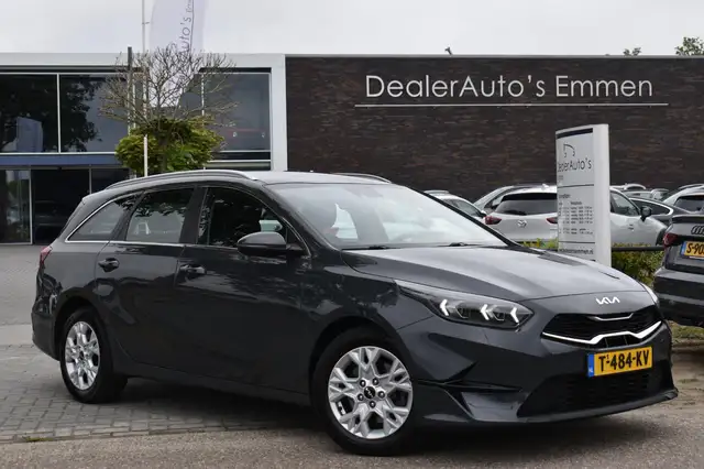 2023 Kia Ceed in Grey for sale