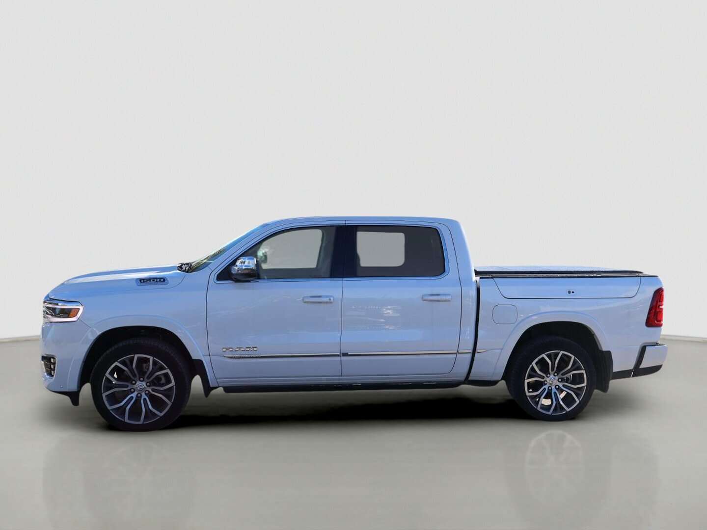 2026 RAM 1500 Tungsten 4x4 Crew — снимка 2