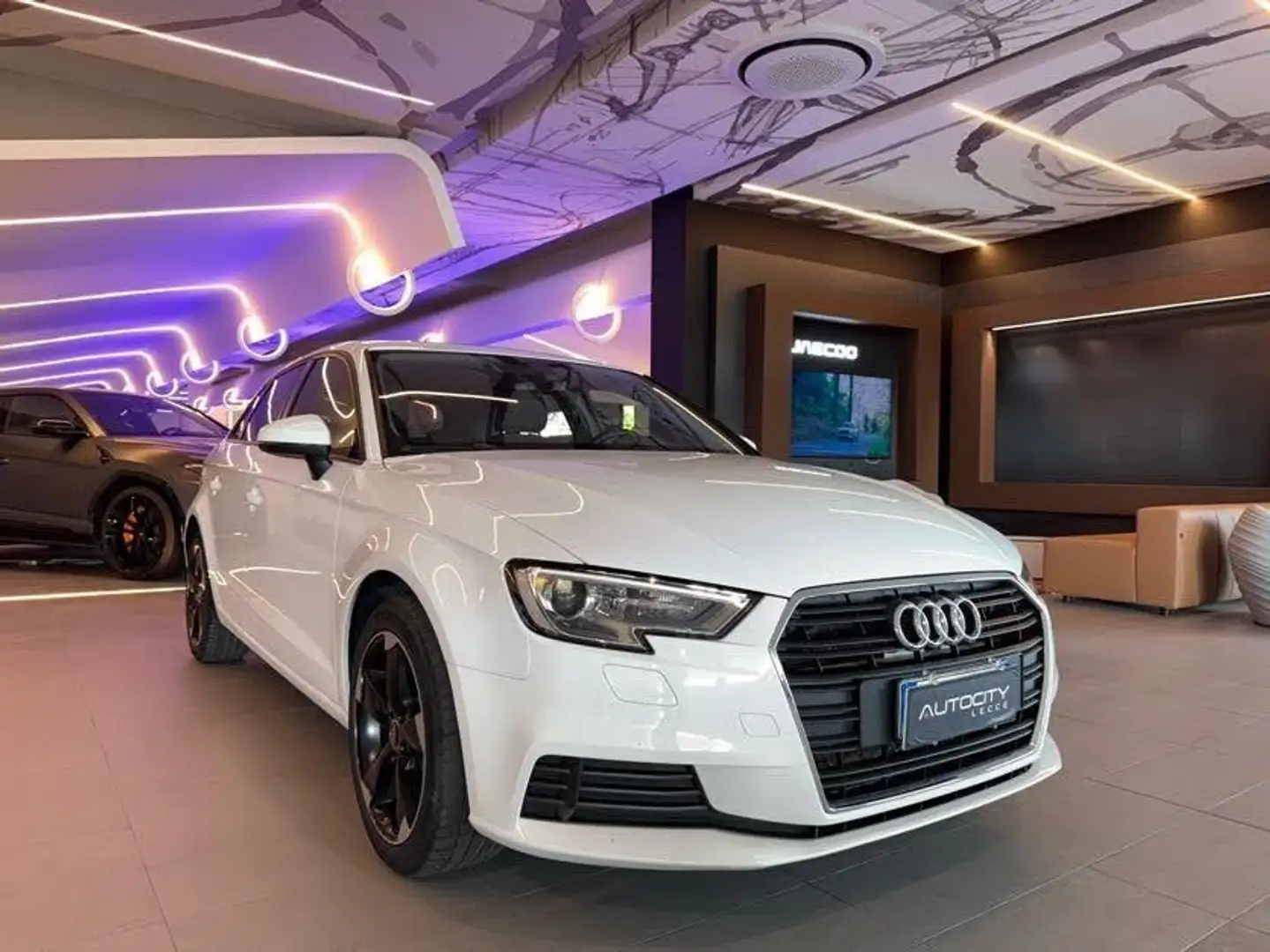 Audi A3 SPORTBACK 2.0 SPORT 150CV C.AUT. DIESEL Bianco - 1