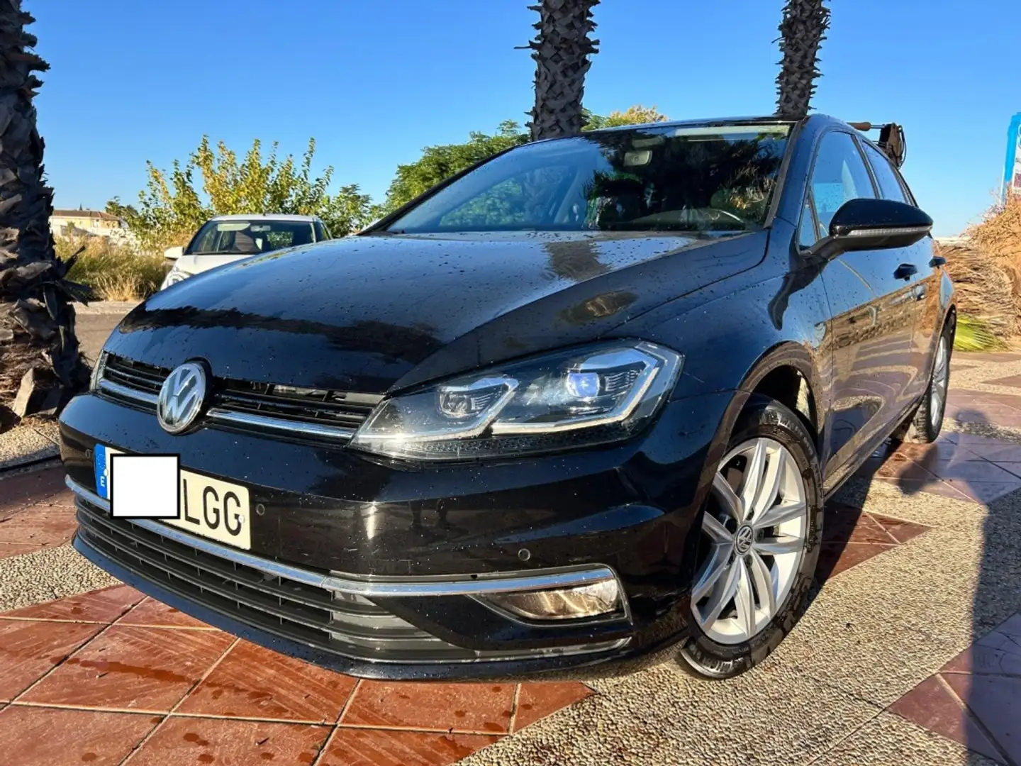 Volkswagen Golf 1.6TDI Advance 85kW Noir - 1