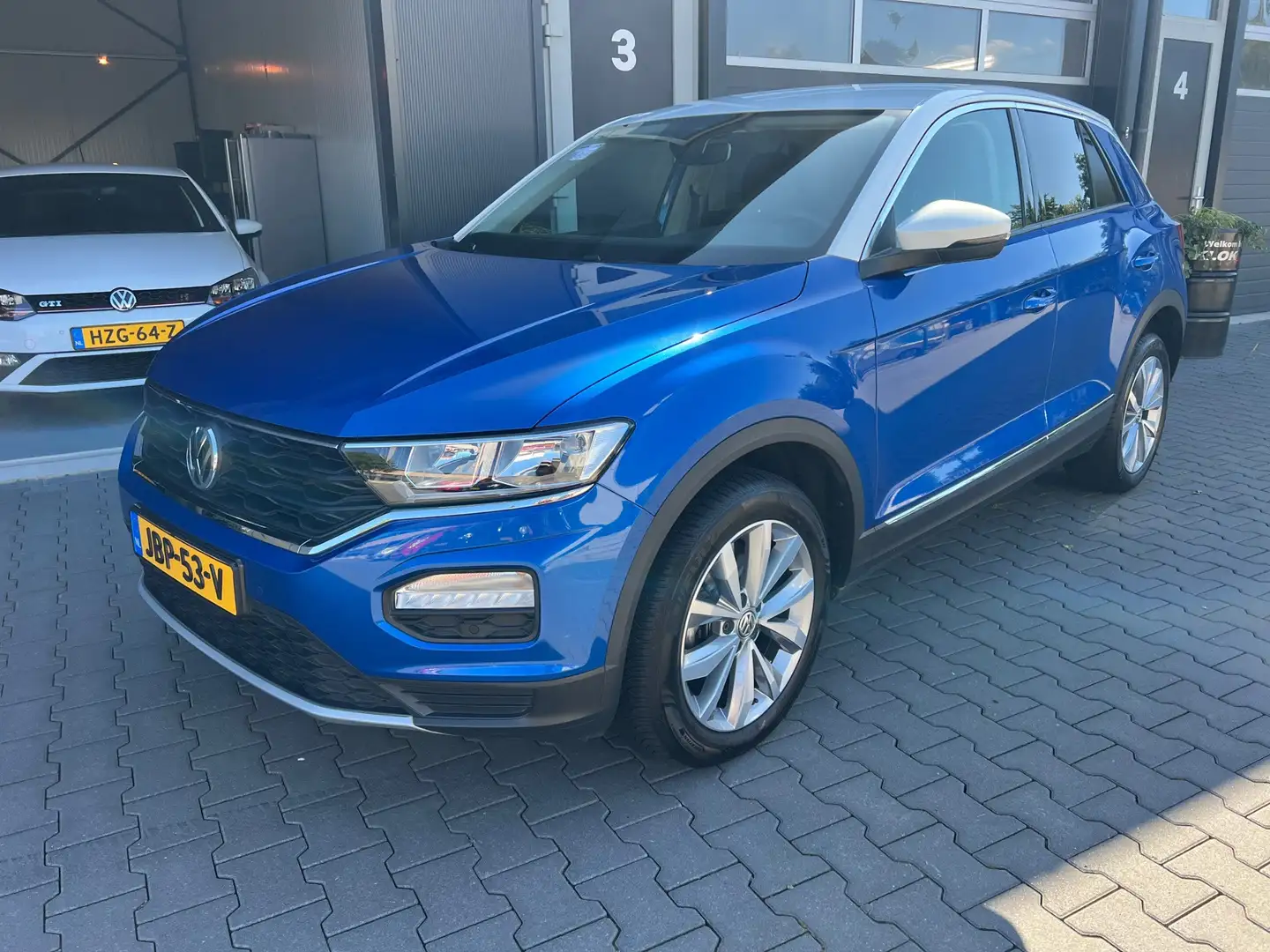 Volkswagen T-Roc 1.0 TSI Style 83.000 KM !! Blauw - 1
