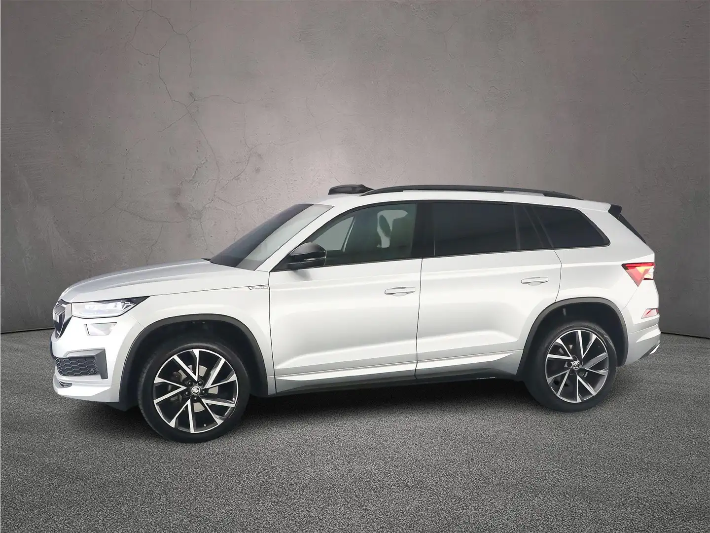 Skoda Kodiaq Sportline Business 7p. 1.5 TSI 150pk DSG Automaat Gris - 2