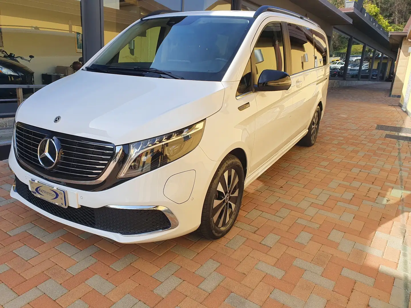 Mercedes-Benz EQV 300 Long 7posti Fehér - 1