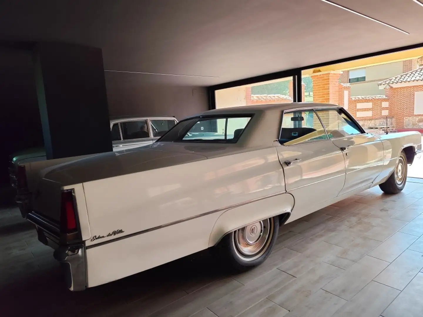 Cadillac Deville Berlina Automático de 4 Puertas Weiß - 1