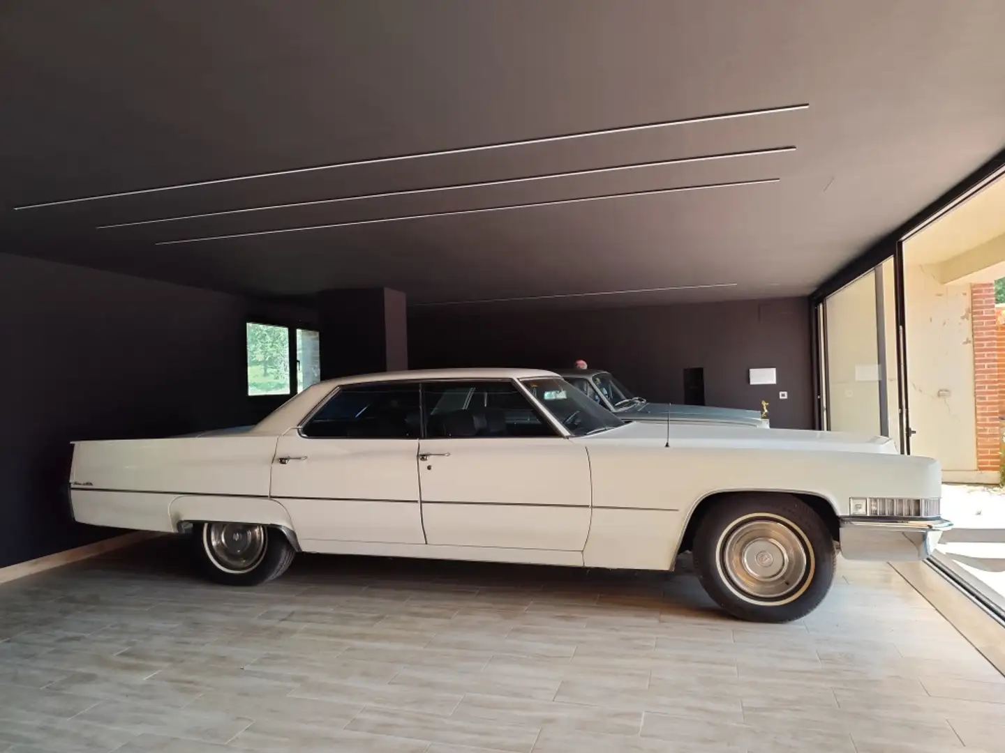 Cadillac Deville Berlina Automático de 4 Puertas Weiß - 2