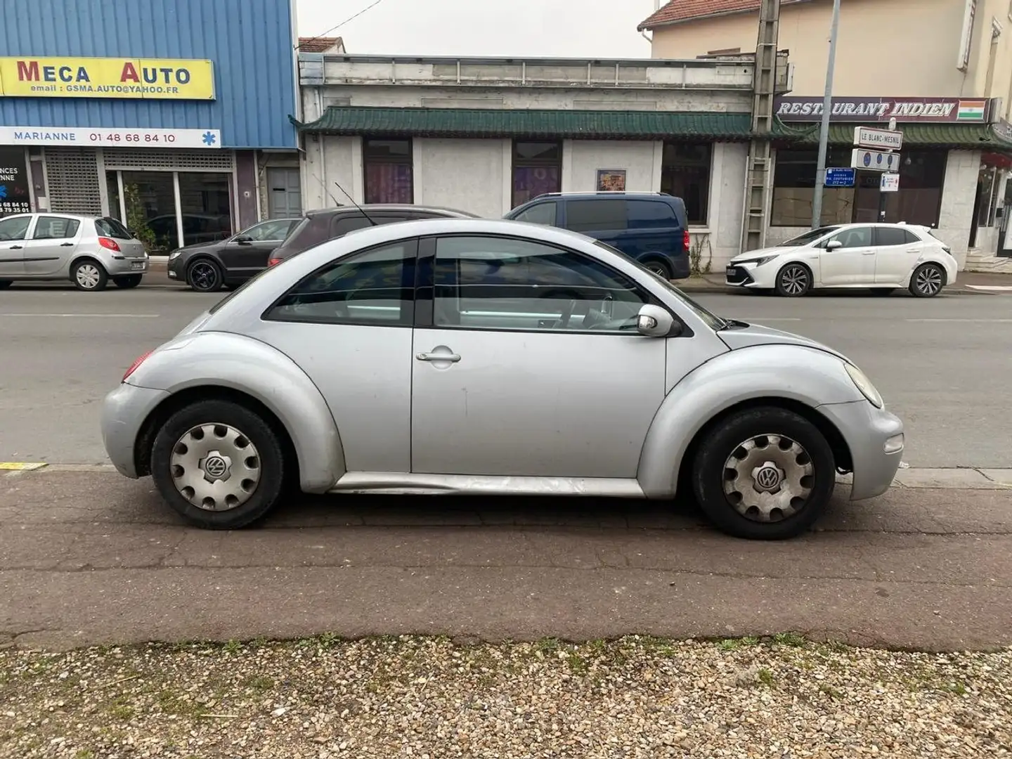 Volkswagen New Beetle New Beetle 1.4i  COUPE . PHASE 1 Šedá - 2