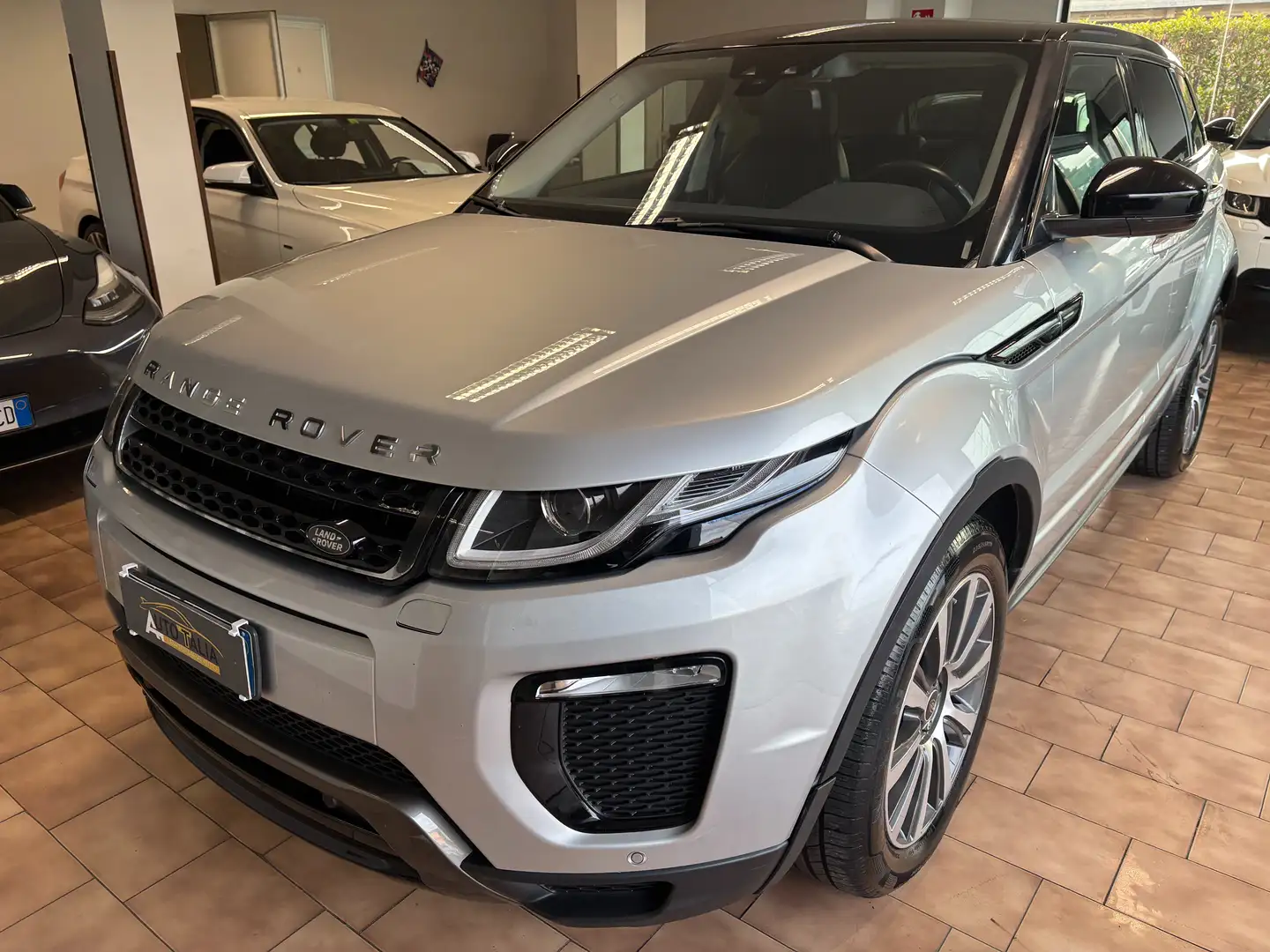 Land Rover Range Rover Evoque 2.0 td4 SE Dynamic 180cv auto Gris - 1