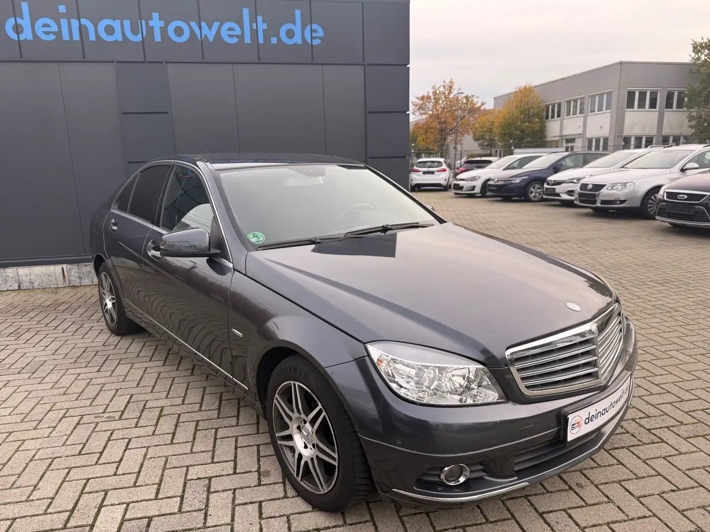 Mercedes-Benz C 200 C -Klasse Lim.C 200 CGI BlueEfficiency*Automatik Gris - 1