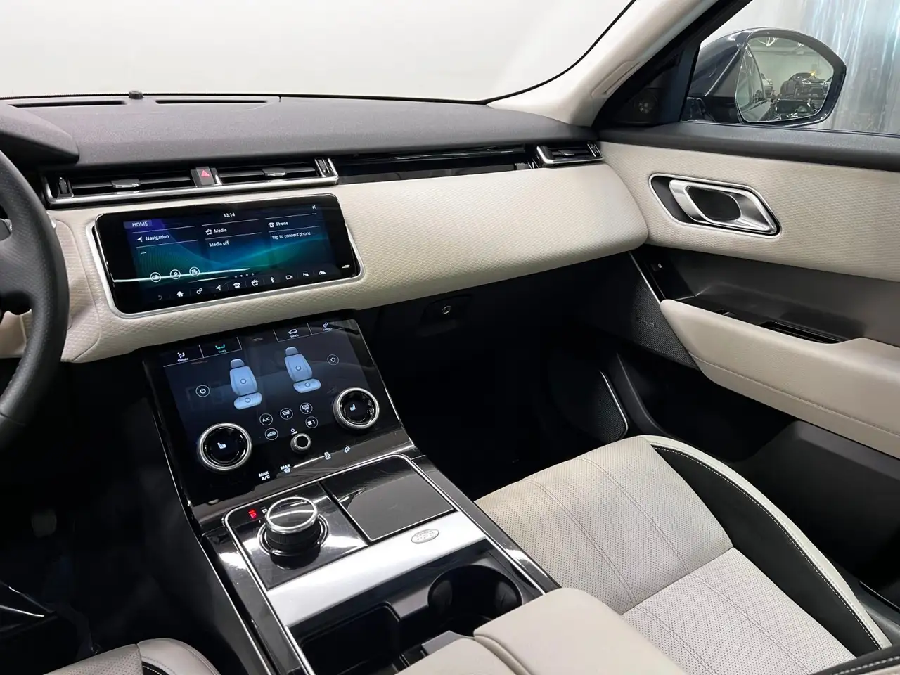 Land Rover Range Rover Velar снимка Land Rover Range Rover Velar