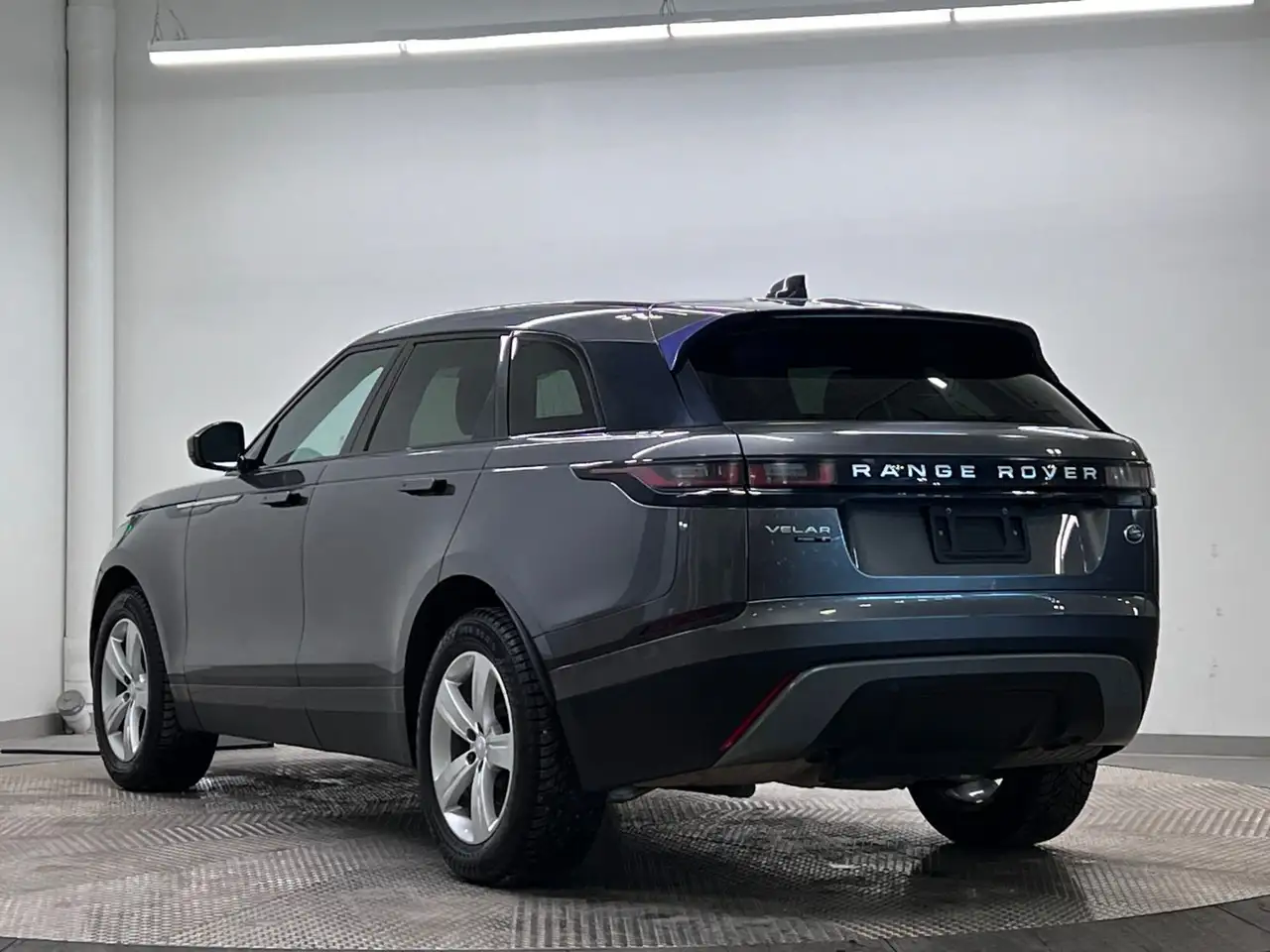 Land Rover Range Rover Velar снимка Land Rover Range Rover Velar