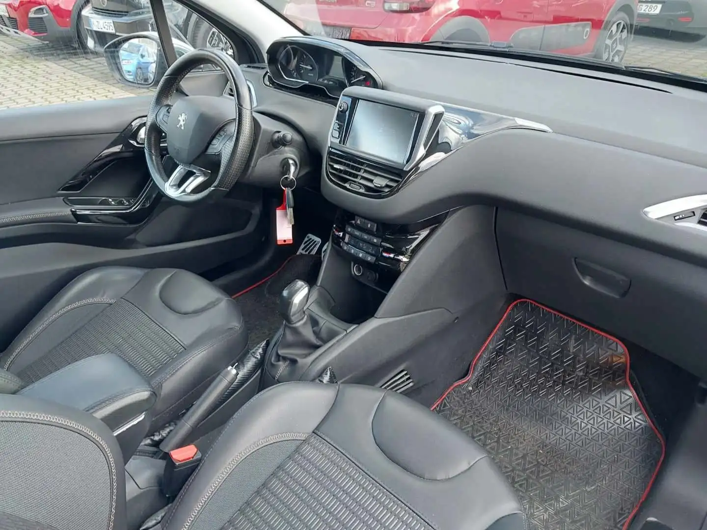 Peugeot 208 Allure+Tüv&Insp. Neu+Navi+PDC+ Gris - 2