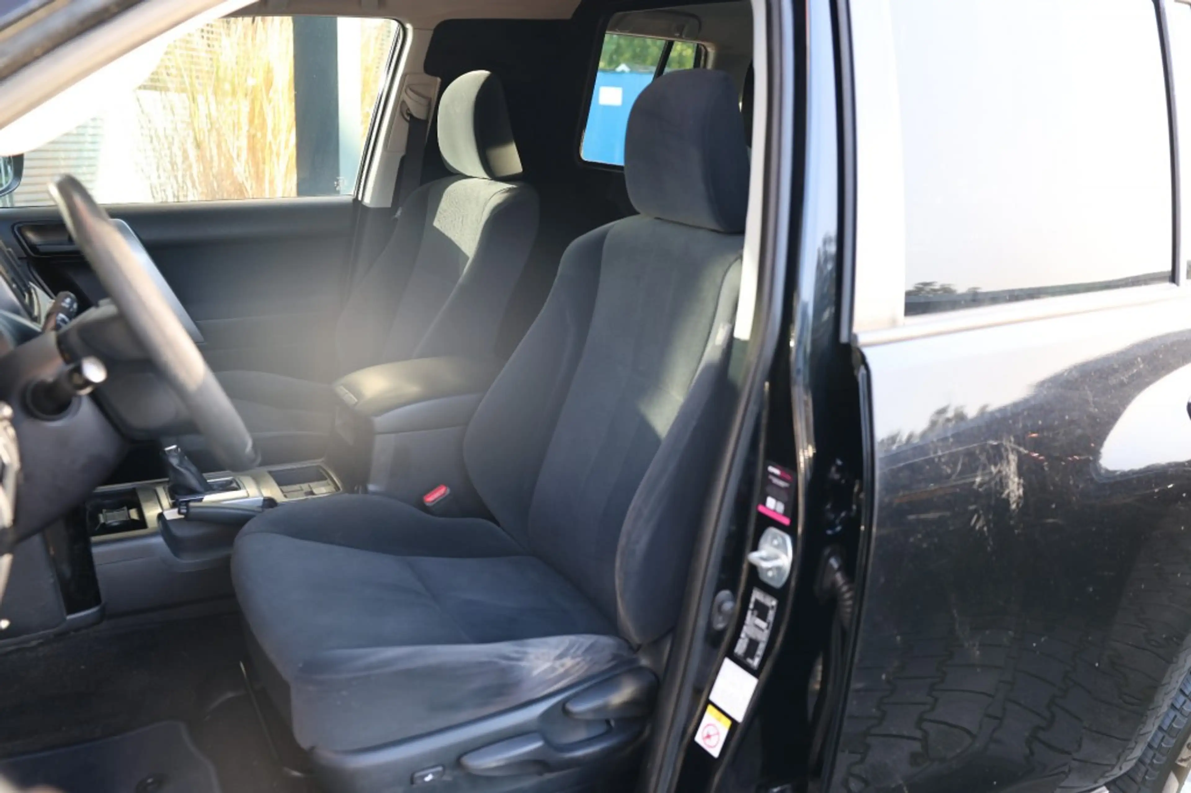 Toyota Land Cruiser 2.8 D-4D 5DRS ACTIVE A/T VAN — photo 8
