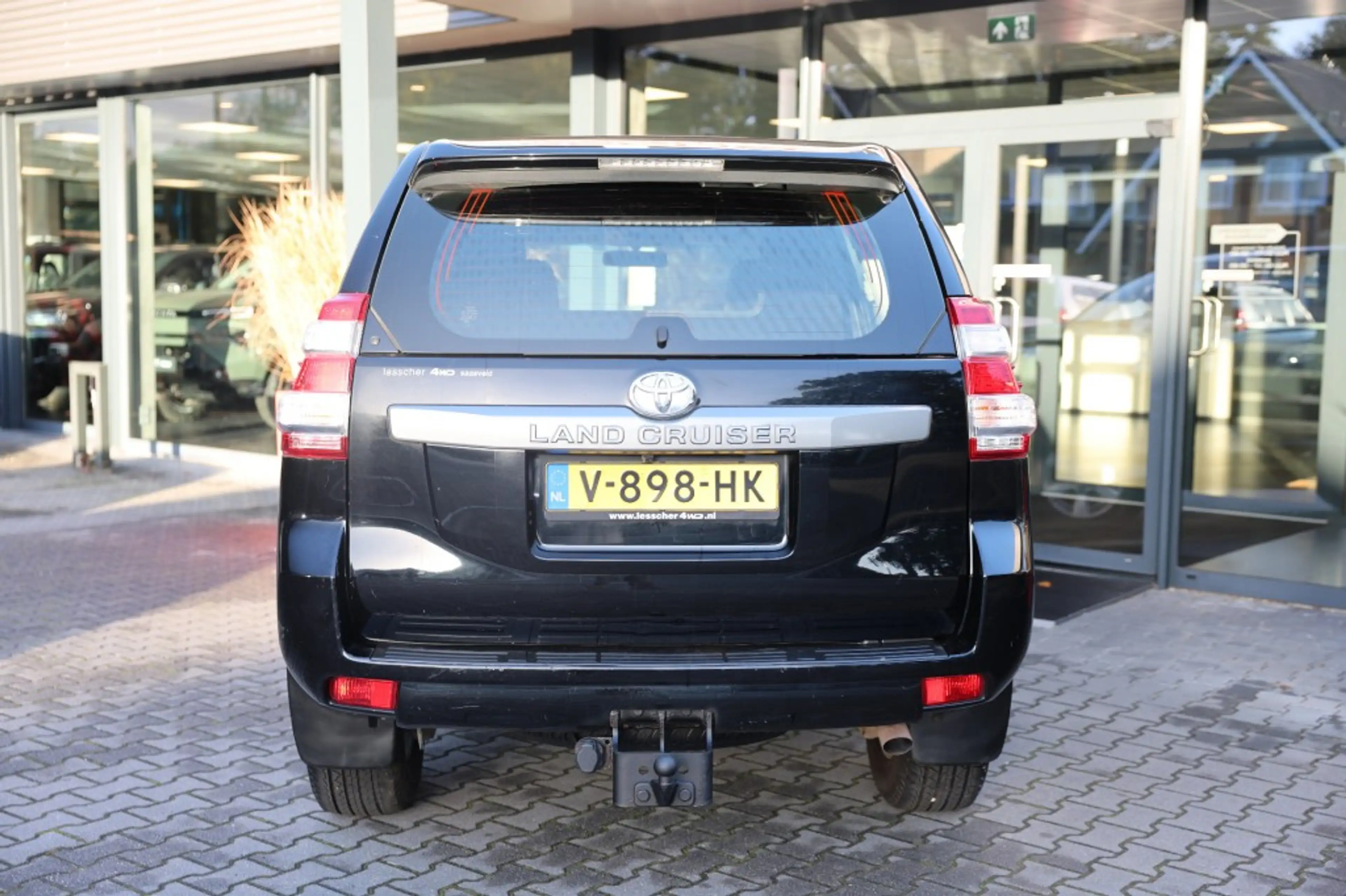 Toyota Land Cruiser 2.8 D-4D 5DRS ACTIVE A/T VAN — photo 5