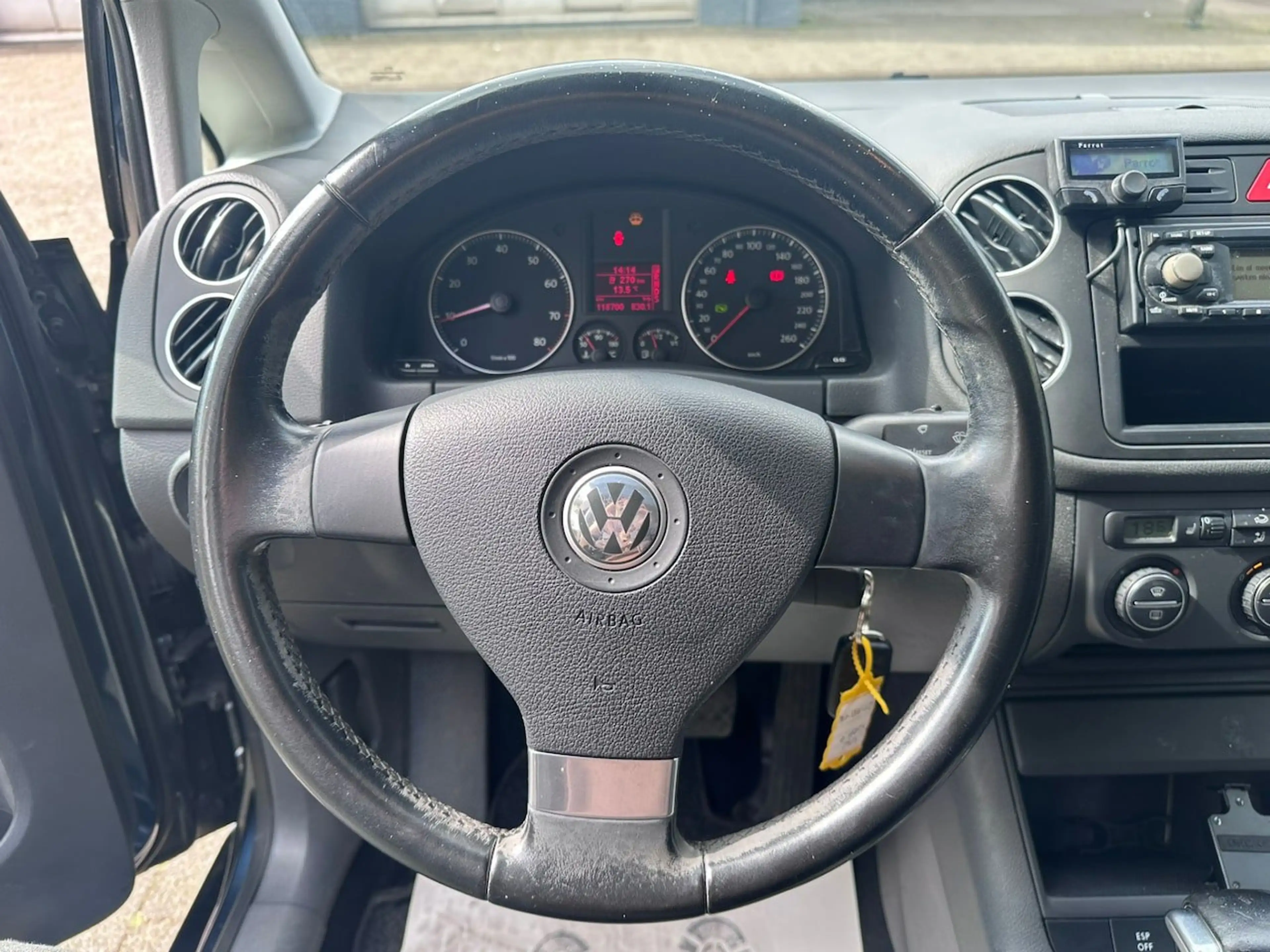 Volkswagen Golf Plus 1.4 TSI Comfortline — photo 17