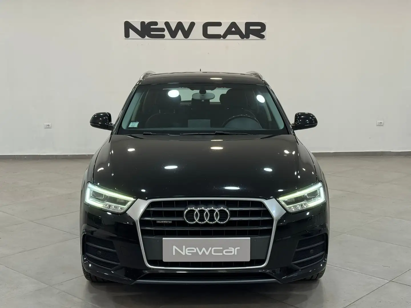Audi Q3 Q3 2.0 TDI 150 CV quattro S tronic Sport Schwarz - 2