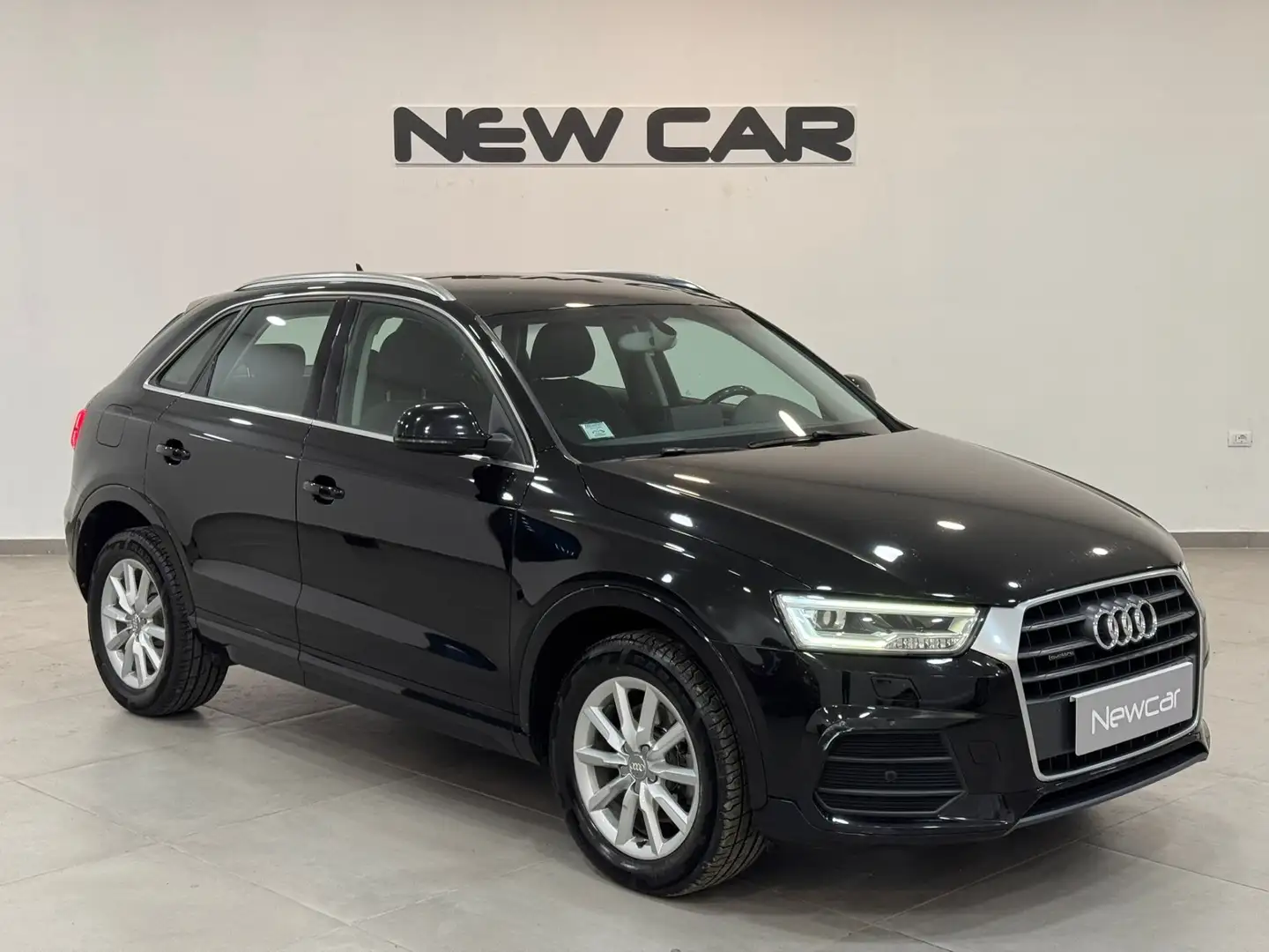 Audi Q3 Q3 2.0 TDI 150 CV quattro S tronic Sport Schwarz - 1