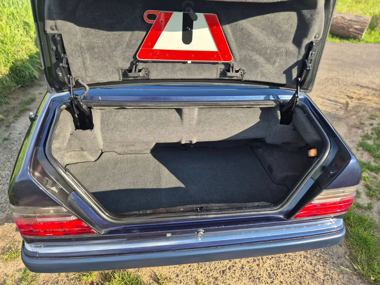 Mercedes-Benz E 220, foto 9
