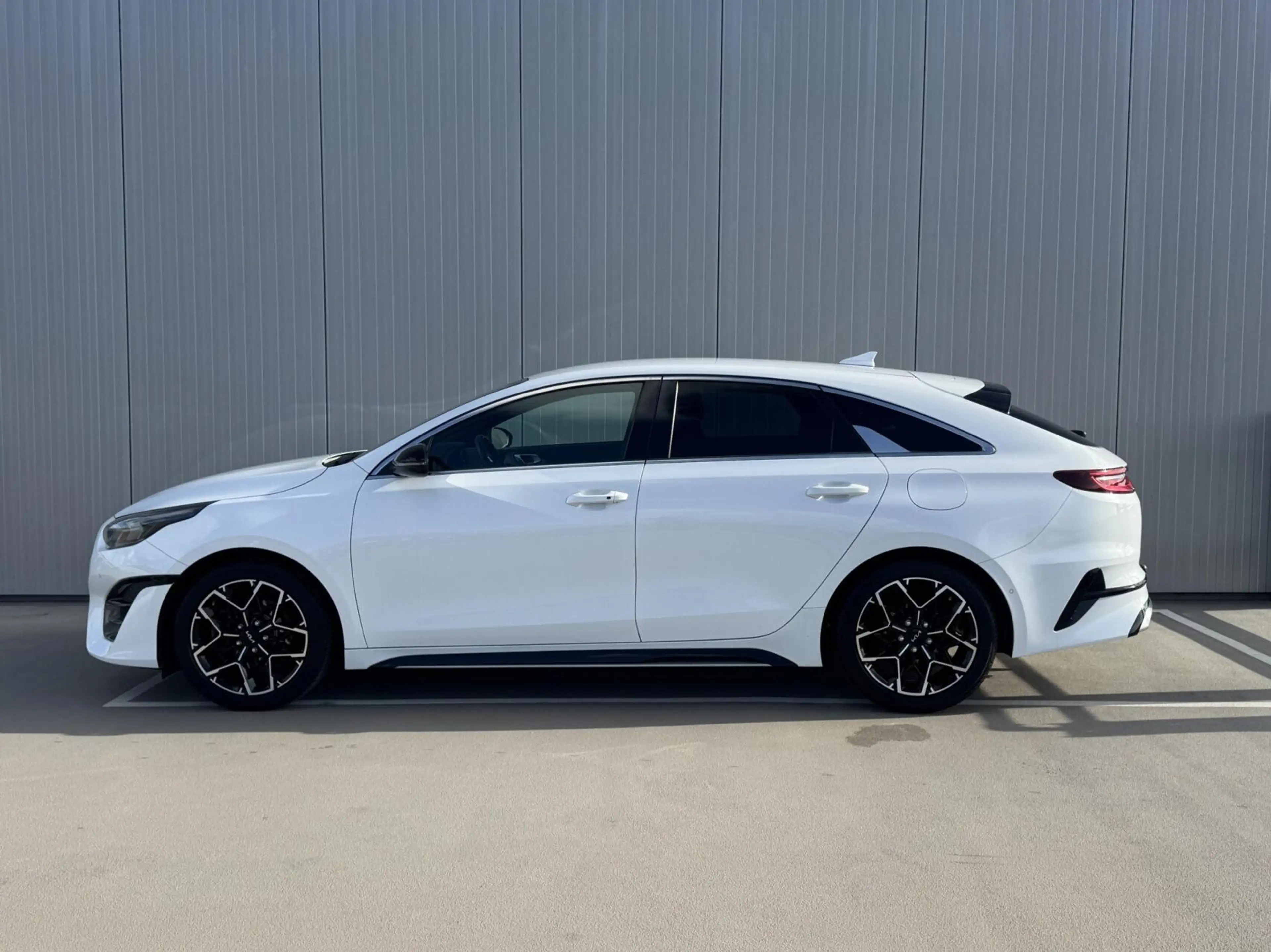 Kia ProCeed / pro_cee'd 1.0 T-GDi GT-PlusLine|Trekhaak|NL-Auto — photo 5