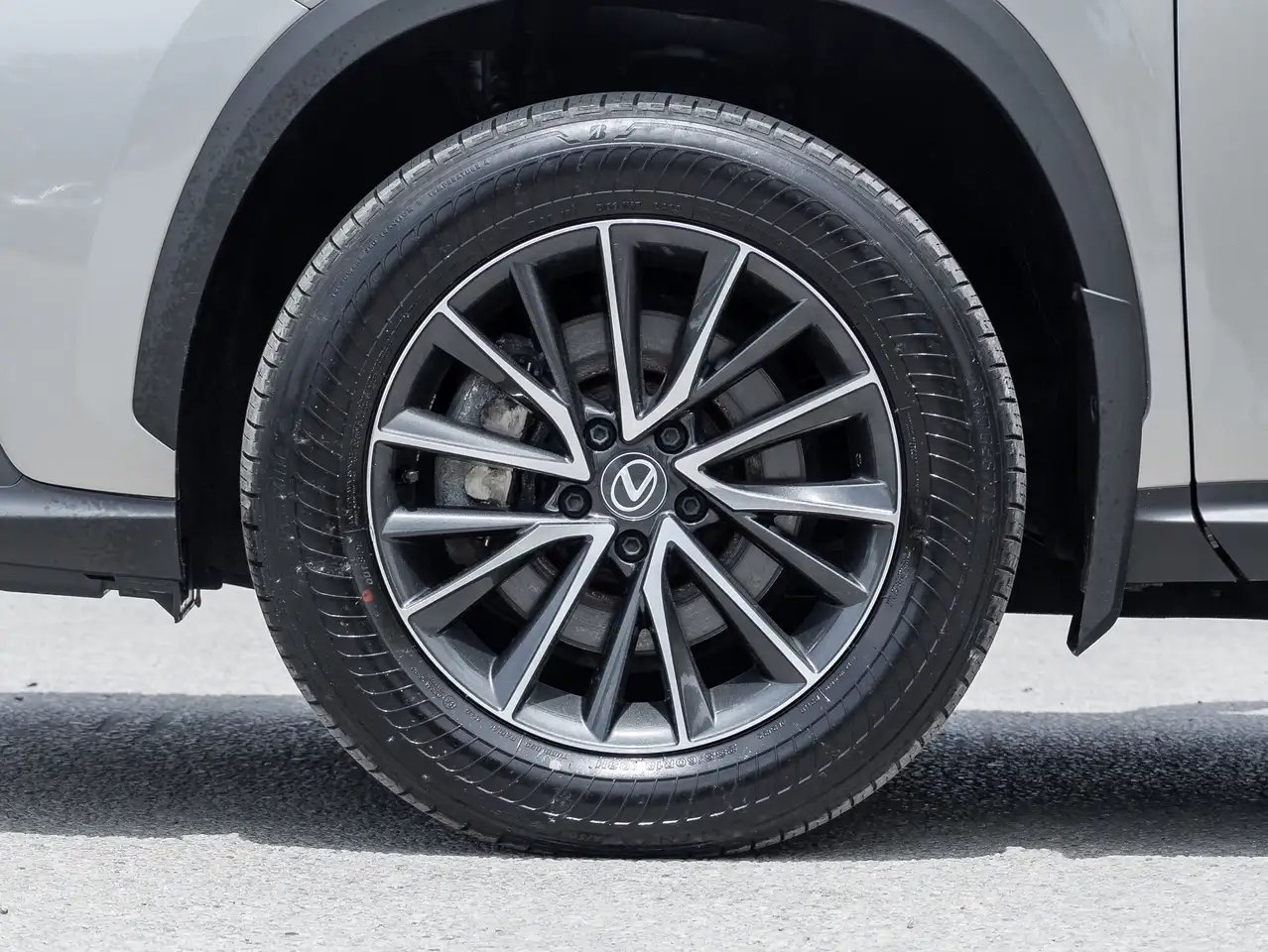 Lexus NX fotografie Lexus NX