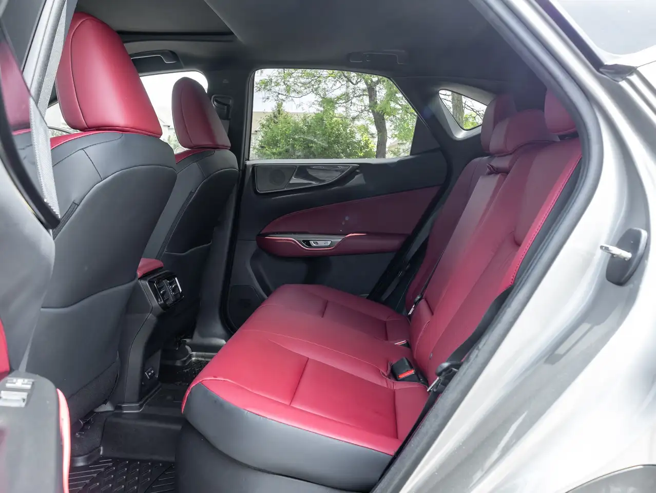 Lexus NX fotografie Lexus NX