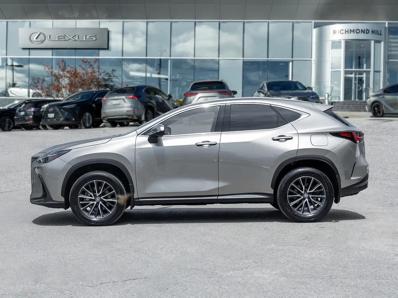 Lexus NX fotografie Lexus NX