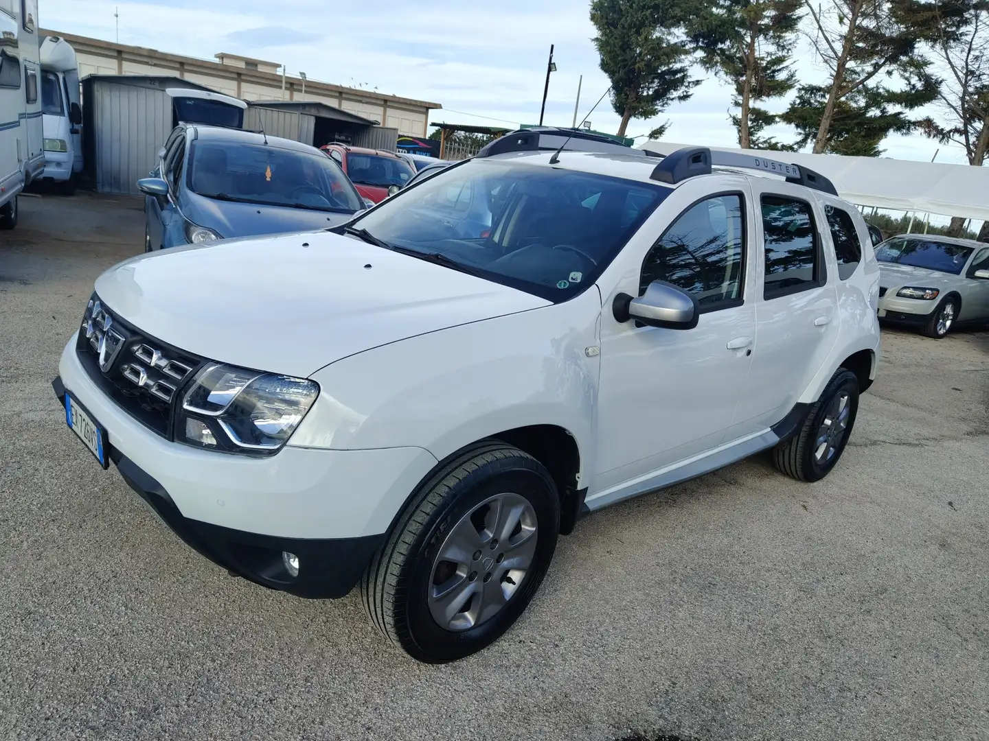 Dacia Duster 1.5 dci Prestige 4x2 110cv Weiß - 1