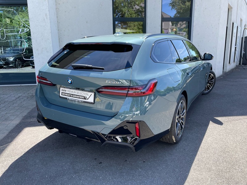 BMW 550 e xDrive M Sport Pro || AHK Pano Autobahnass — photo 2