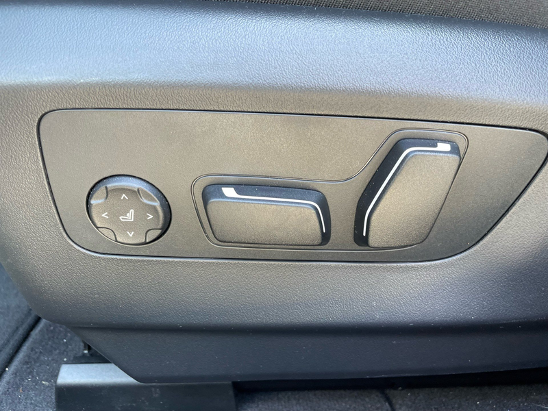 BMW 550 e xDrive M Sport Pro || AHK Pano Autobahnass — photo 15