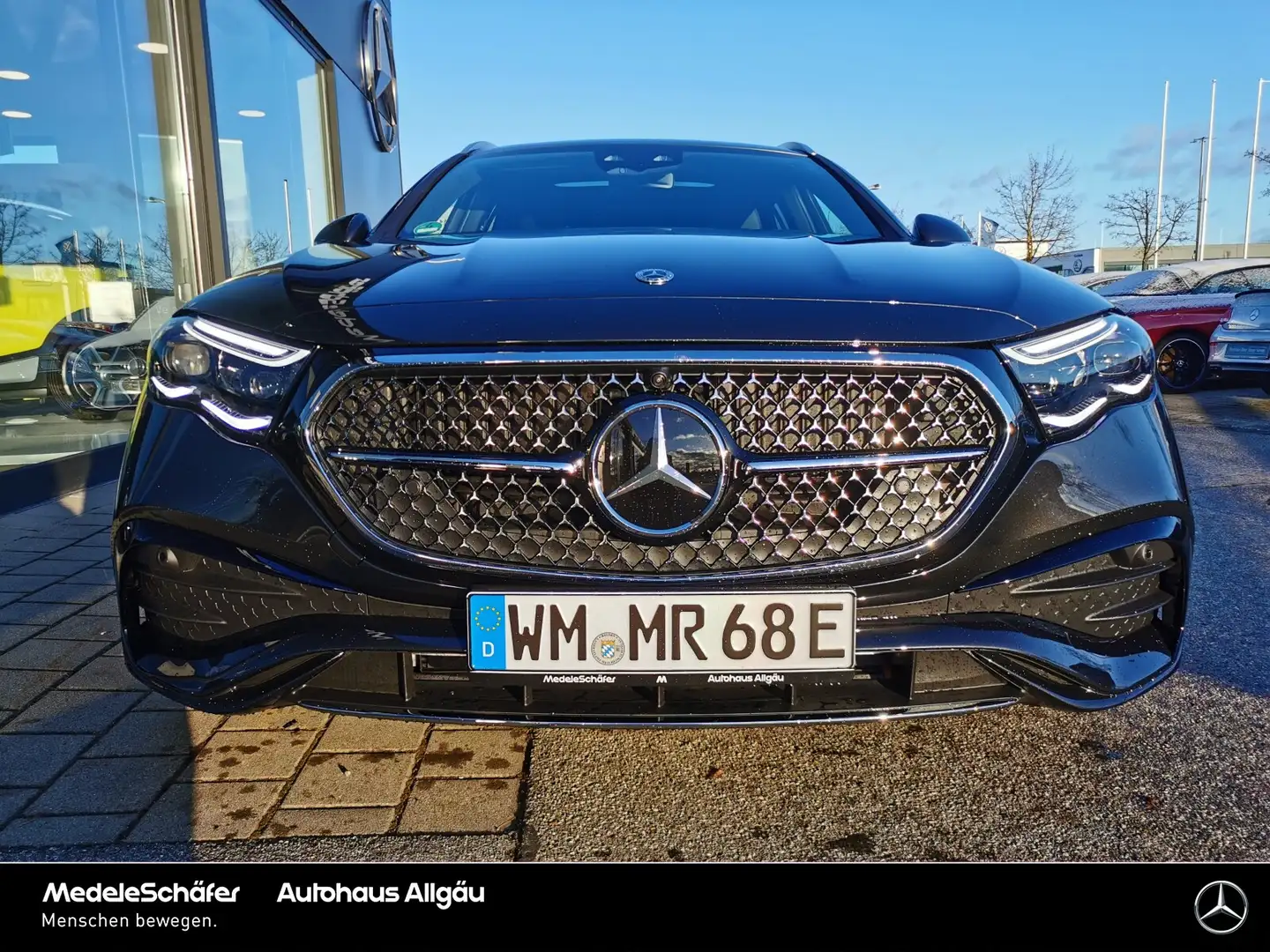 Mercedes-Benz E 300 E 300 e T AMG DigLight Pano 360° AHK Burm Memo Grau - 2