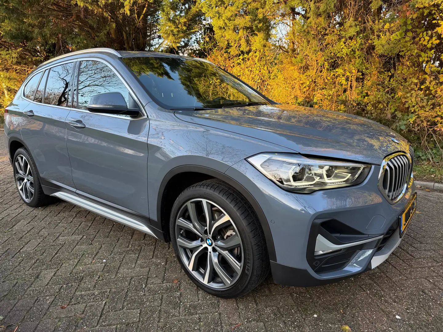 BMW X1 xDrive 2.5e in NW STAAT + VOL MET OPTIES Grijs - 2