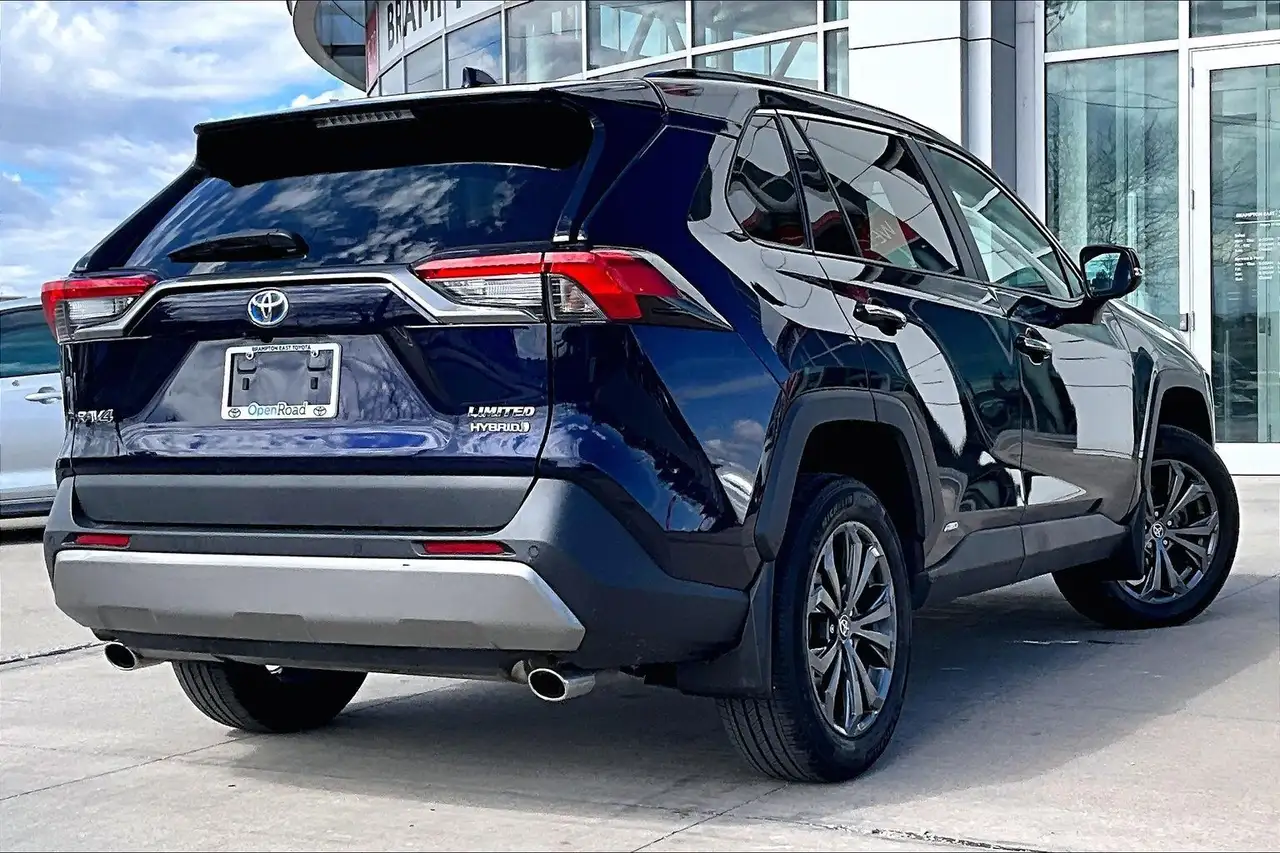 Toyota RAV 4 снимка Toyota RAV 4
