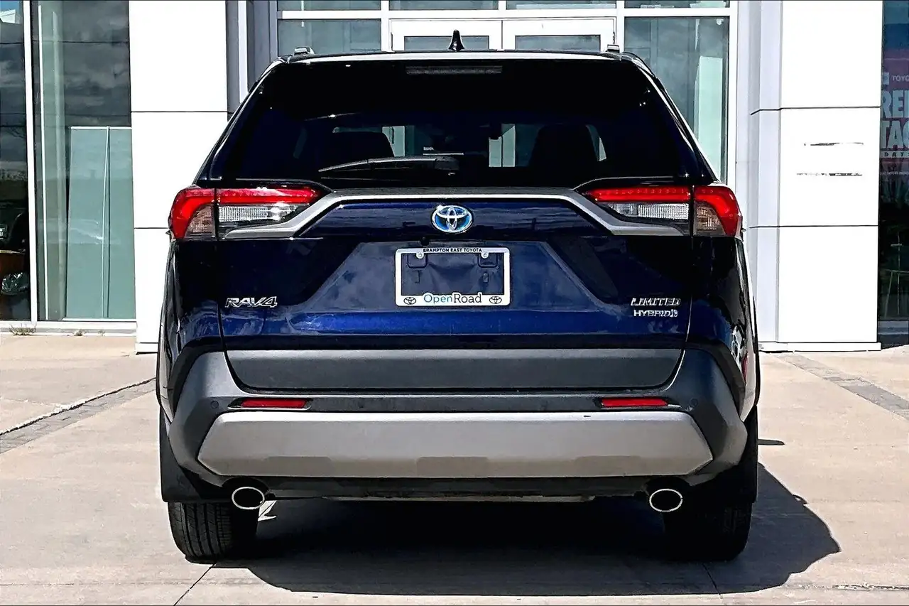 Toyota RAV 4 снимка Toyota RAV 4