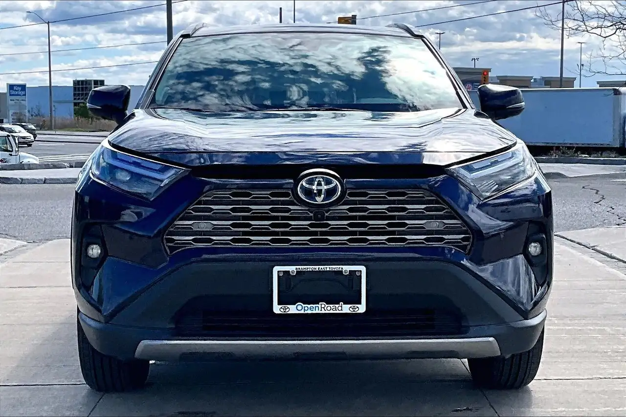 Toyota RAV 4 снимка Toyota RAV 4