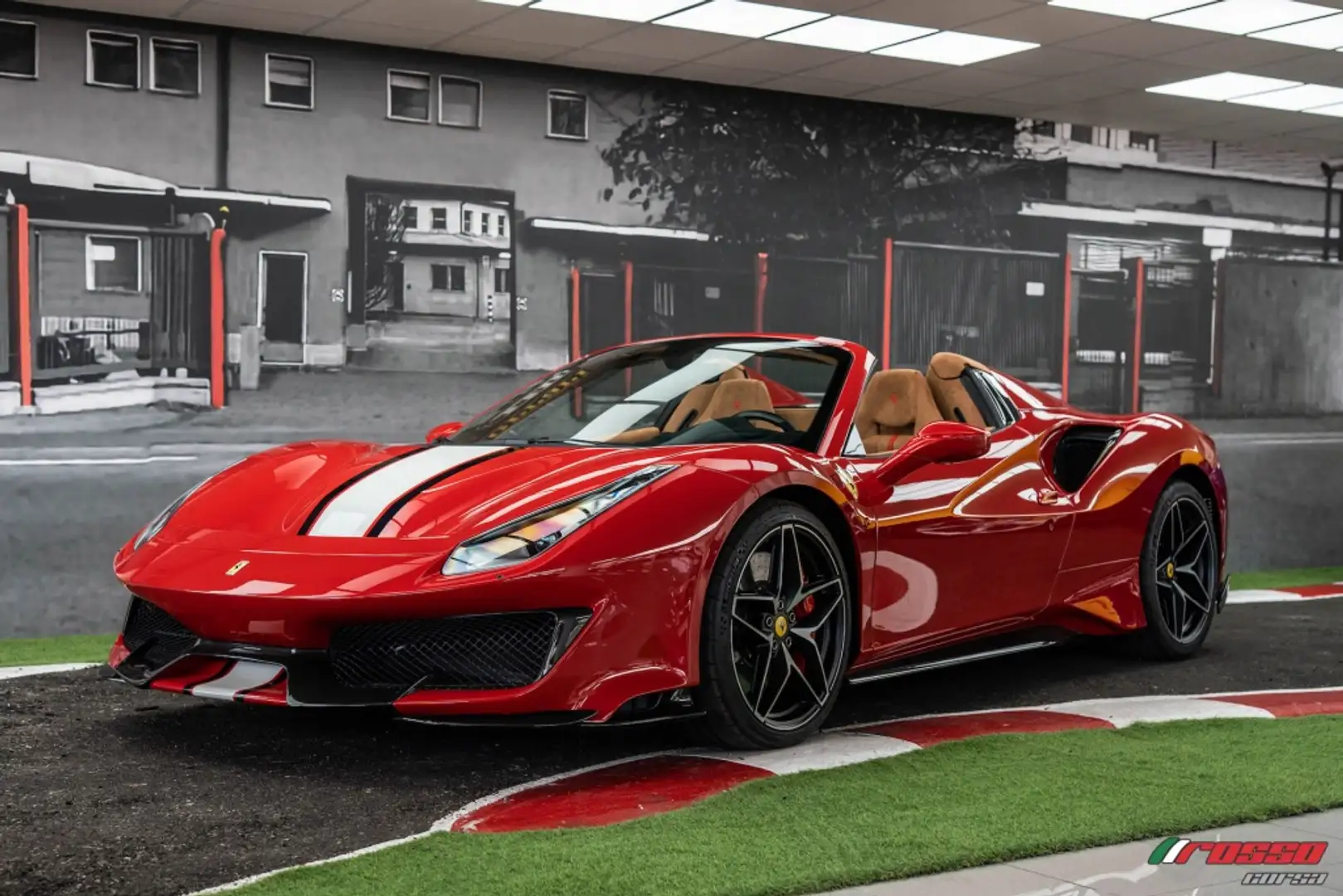 Ferrari 488 Pista Piros - 1