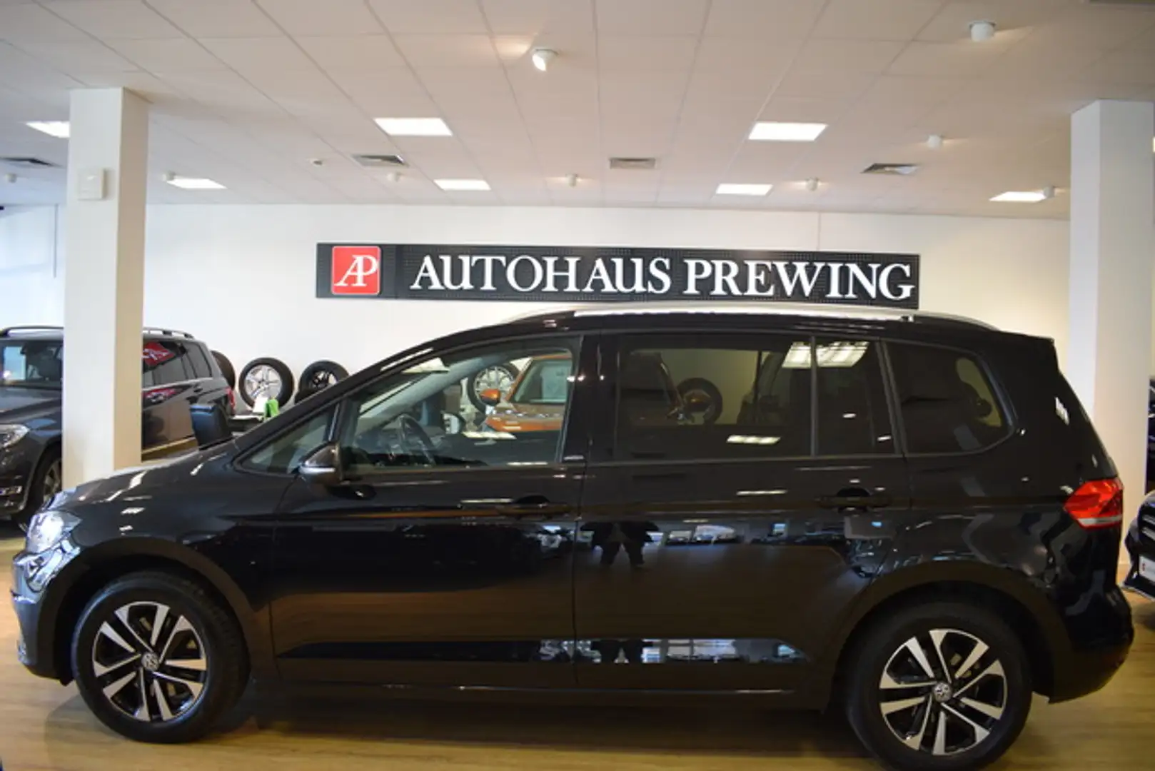 Volkswagen Touran 1.5 TSI BMT/NAVI/ 7-SITZER/ ACC/ 2.BESITZ Noir - 2