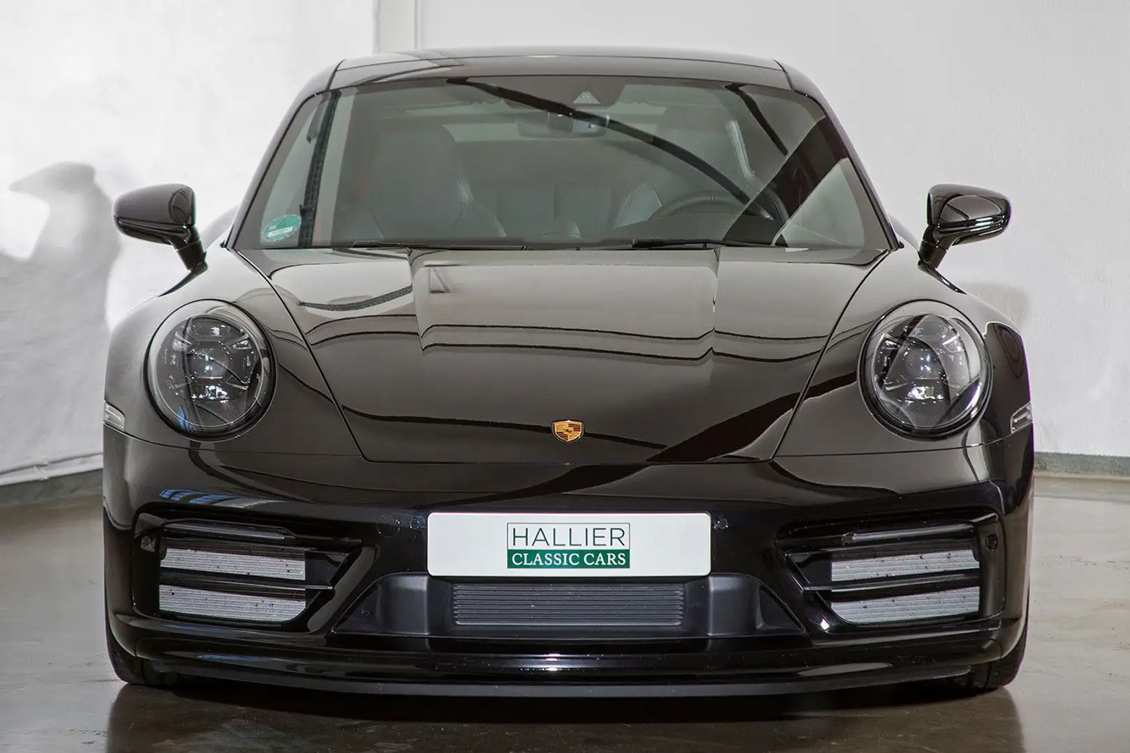 Porsche 992 Carrera GTS, Hinterachslenkung ! WIE NEU !! Schwarz - 2
