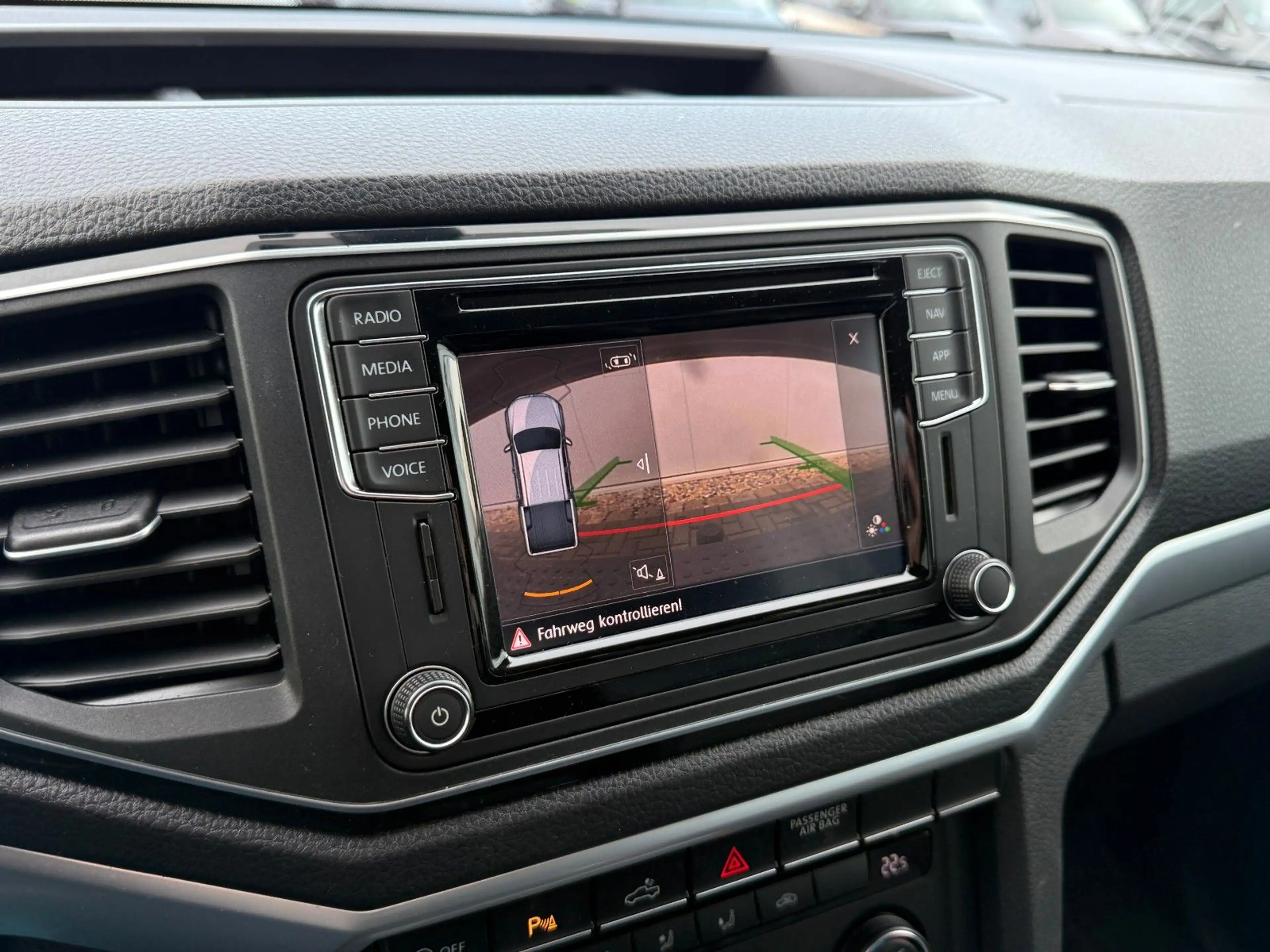 Volkswagen Amarok 3.0TDI V6 Highline DoubleCab 4Motion AHK — photo 14