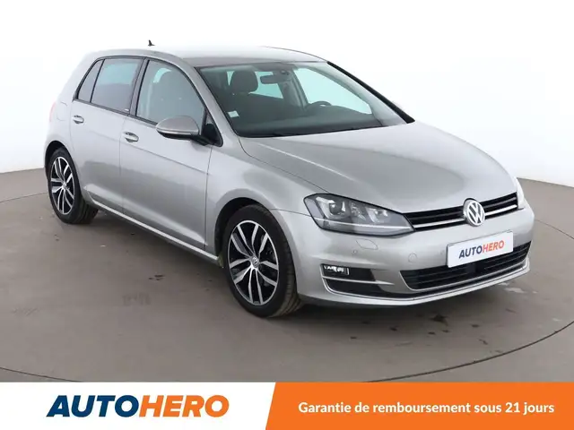 Volkswagen Golf view 8