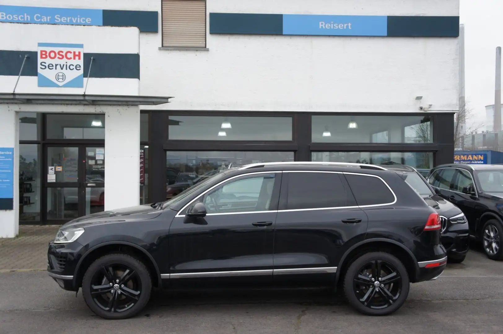 Volkswagen Touareg V6 TDI Exclusive*ACC*AHK*LUFT*VOLL*NP105 Black - 2