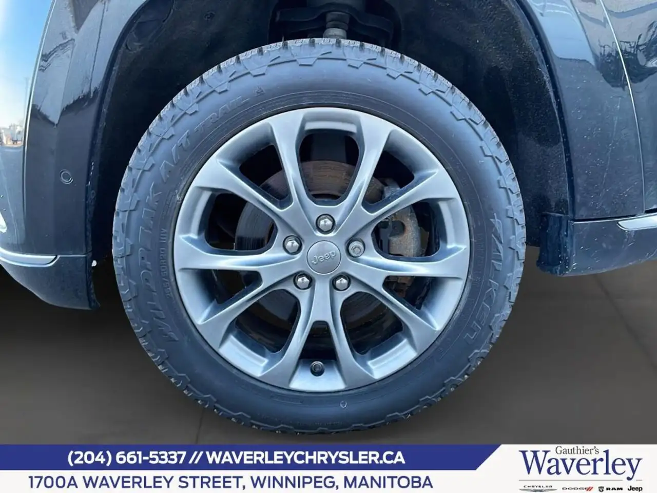 Jeep Grand Cherokee снимка Jeep Grand Cherokee