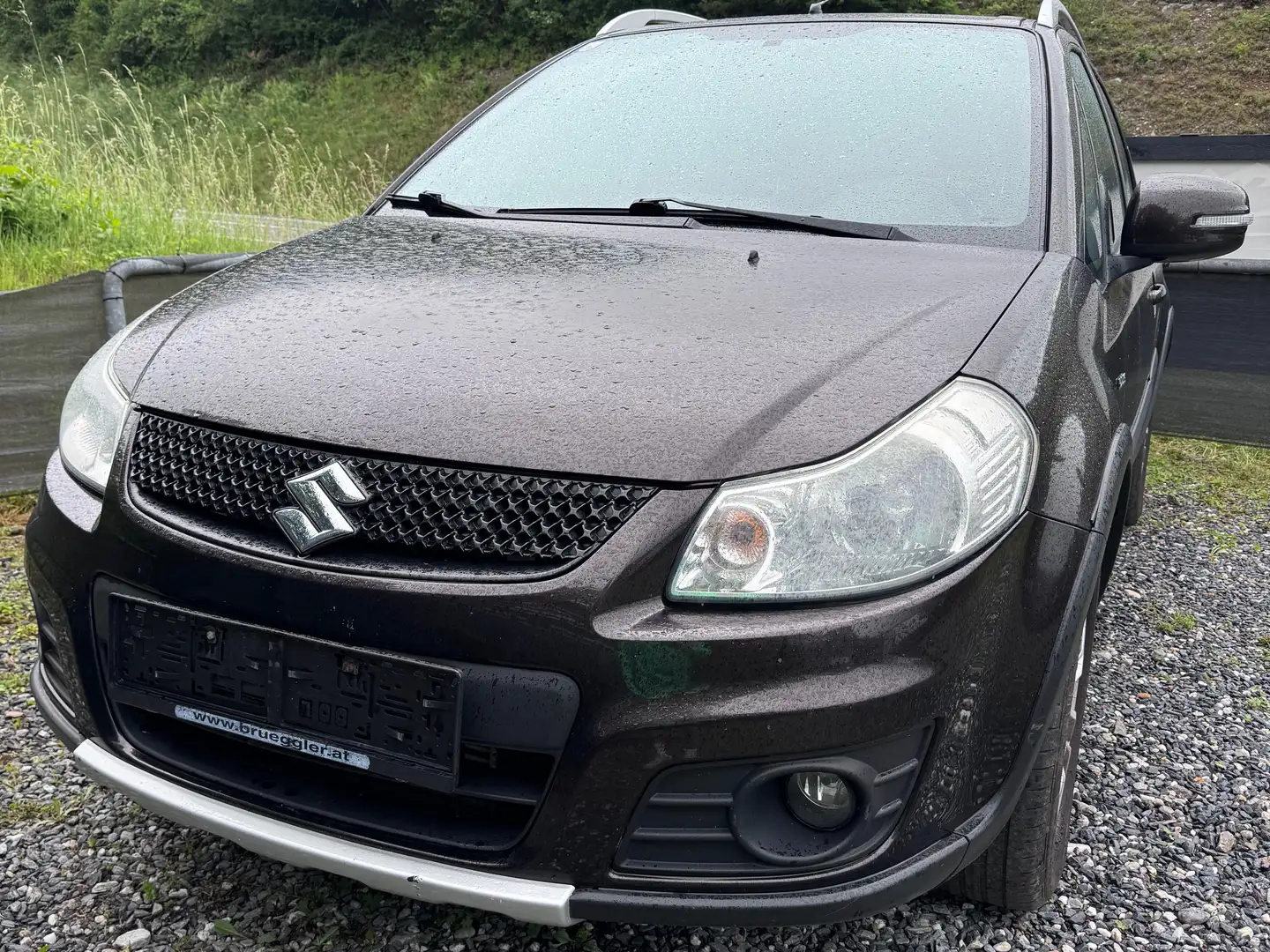 Suzuki SX4 Club Braun - 1