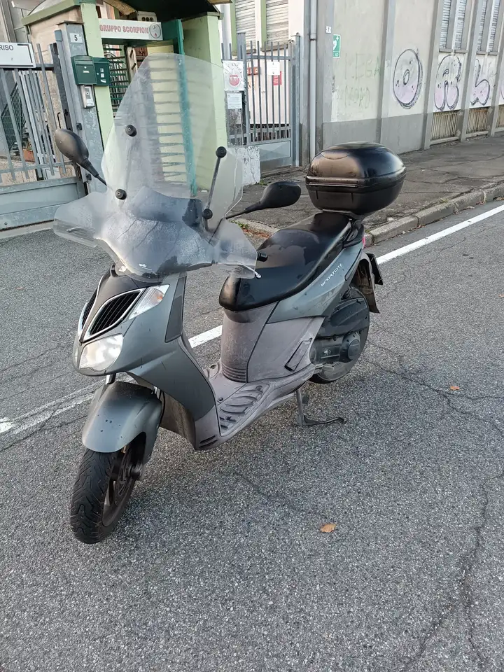 Aprilia Sportcity 200