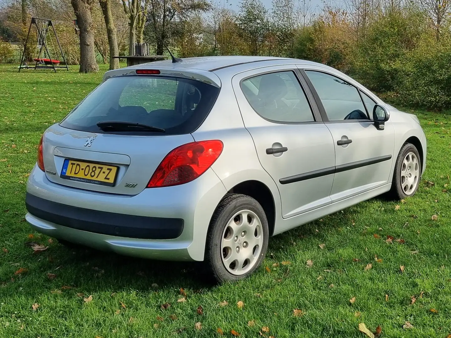 Peugeot 207 207 1.4 Cool 'n Blue Grijs - 2